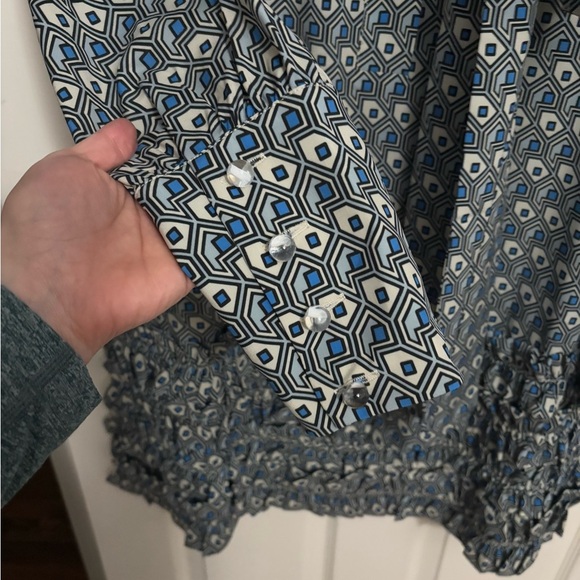 NEW Tuckernuck | Celia Mini Dress with‎ Bow Ruffles Geometric Blue Sz M - Picture 5 of 12